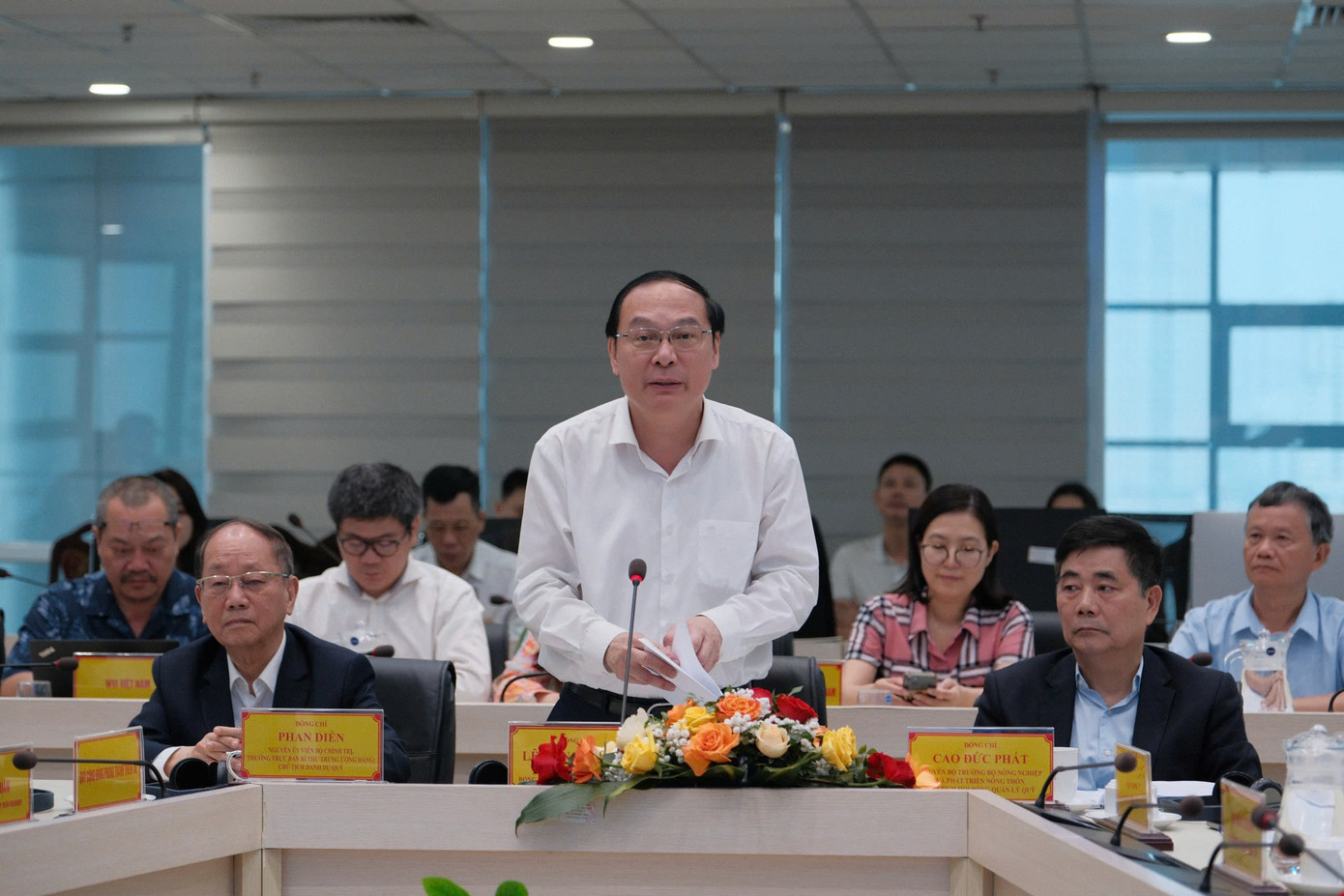 Thứ trưởng Bộ Nông nghiệp và Môi trường Lê Công Thành phát biểu tại toạ đàm.