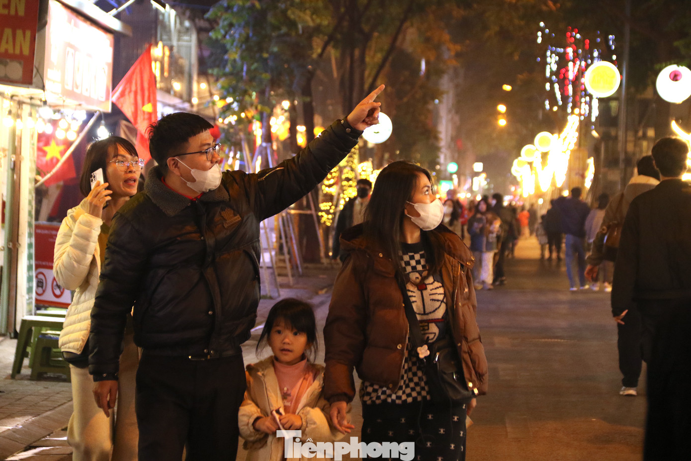 Đây là tuyến phố ẩm thực thứ 3 của thành phố Hà Nội được đưa vào vận hành và là tuyến phố kinh doanh đầu tiên của quận Đống Đa được áp dụng phương thức thanh toán hoàn toàn không dùng tiền mặt.