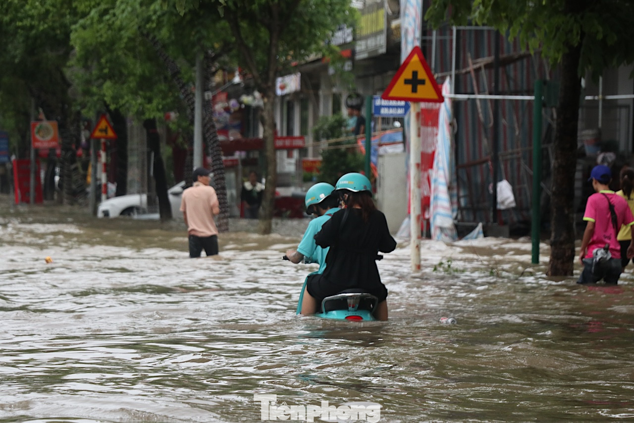 Các phương tiện chết cứng, không thể di chuyển.