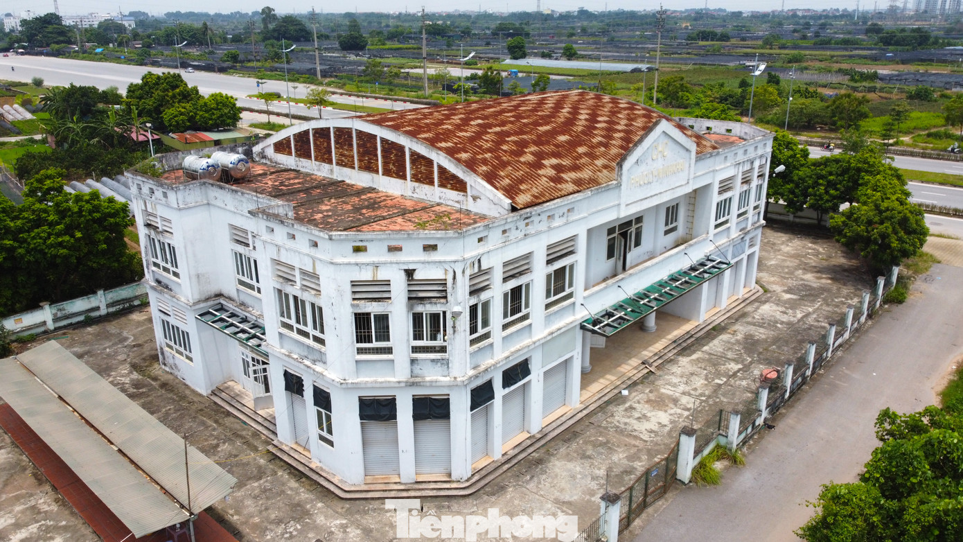 Dự án đầu tư công trình xây dựng chợ Phúc Lý được phê duyệt tại Quyết định số 5117/QĐ-UBND ngày 17/11/2008 về việc phê duyệt Dự án đầu tư công trình xây dựng chợ Phúc Lý xã Minh Khai (nay là phường Minh Khai, quận Bắc Từ Liêm). Dự án được khởi công từ tháng 10/2010.