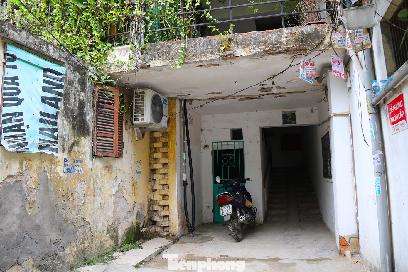 Mới đây, quận Đống Đa đã tổ chức Hội nghị công khai lấy ý kiến các cơ quan, tổ chức, cá nhân và cộng đồng dân cư với nhiệm vụ quy hoạch chi tiết 1/500 cải tạo, xây dựng lại 3 khu tập thể tại địa bàn 3 phường (Khương Thượng, Trung Tự, Kim Liên).