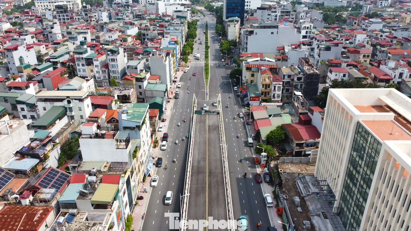 Quận Long Biên dự kiến đến năm 2020 hoàn thành tuyến đường dài 1,5 km, mặt cắt ngang 40 m với 6 làn xe. Tuy nhiên, do gặp một số vướng mắc, đặc biệt là khâu giải phóng mặt bằng khiến dự án chậm tiến độ.