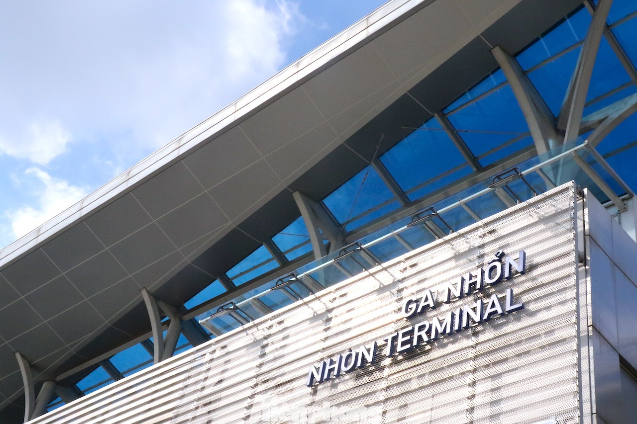 Sau khi tuyến đi ngầm hoàn thành, toàn bộ tuyến Metro được vận hành, góp phần thay đổi diện mạo giao thông đô thị, kết nối liên thông thuận tiện các khu vực, thúc đẩy phát triển kinh tế - xã hội Thủ đô. Sau khi tuyến đi ngầm hoàn thành, toàn bộ tuyến Metro được vận hành, góp phần thay đổi diện mạo giao thông đô thị, kết nối liên thông thuận tiện các khu vực, thúc đẩy phát triển kinh tế - xã hội Thủ đô.