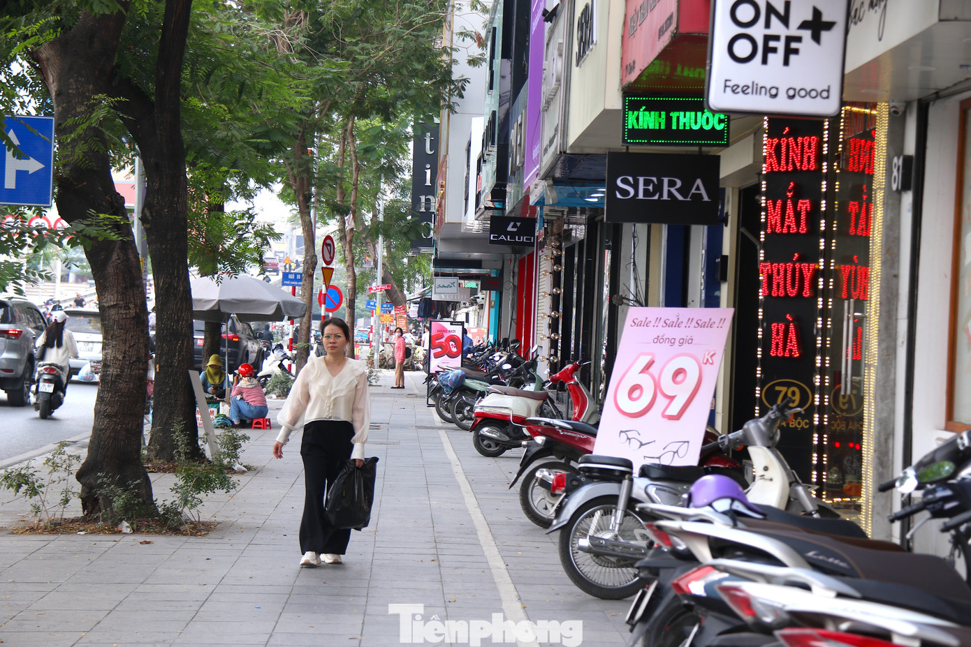 Trong đó, 11 quận được khảo sát cho thuê gồm: Hoàn Kiếm, Đống Đa, Hai Bà Trưng, Cầu Giấy, Tây Hồ, Hoàng Mai, Thanh Xuân, Hà Đông, Bắc Từ Liêm, Nam Từ Liêm, Long Biên và 5 huyện gồm: Hoài Đức, Thanh Trì, Đông Anh, Gia Lâm, Đan Phượng.
