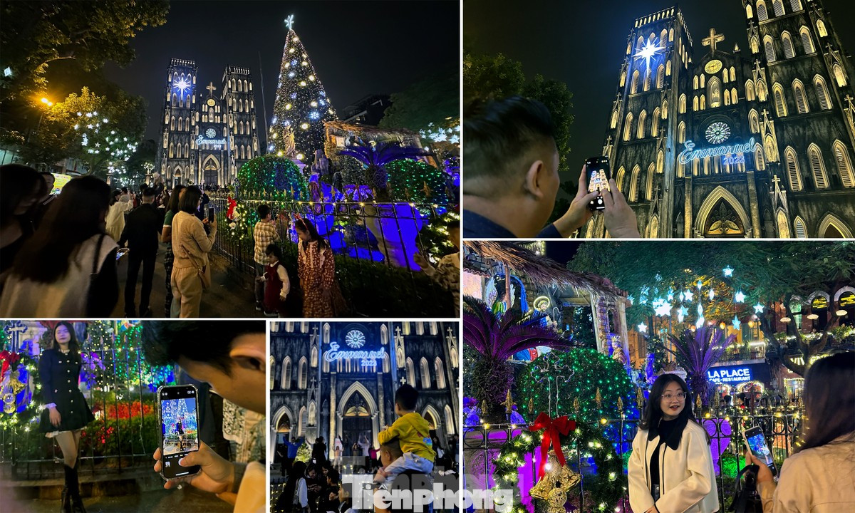 Dịp này, Nhà thờ Lớn Hà Nội là nơi thu hút rất đông giới trẻ đến chụp ảnh check-in. Ảnh: Tường Kha - Trọng Tài Dịp này, Nhà thờ Lớn Hà Nội là nơi thu hút rất đông giới trẻ đến chụp ảnh check-in. Ảnh: Tường Kha - Trọng Tài