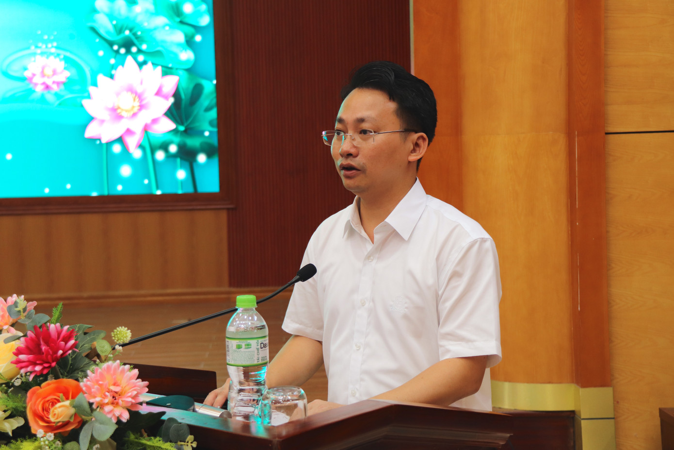 Phó Giám đốc Sở Du lịch Hà Nội Trần Trung Hiếu phát biểu khai mạc hội nghị. Phó Giám đốc Sở Du lịch Hà Nội Trần Trung Hiếu phát biểu khai mạc hội nghị.