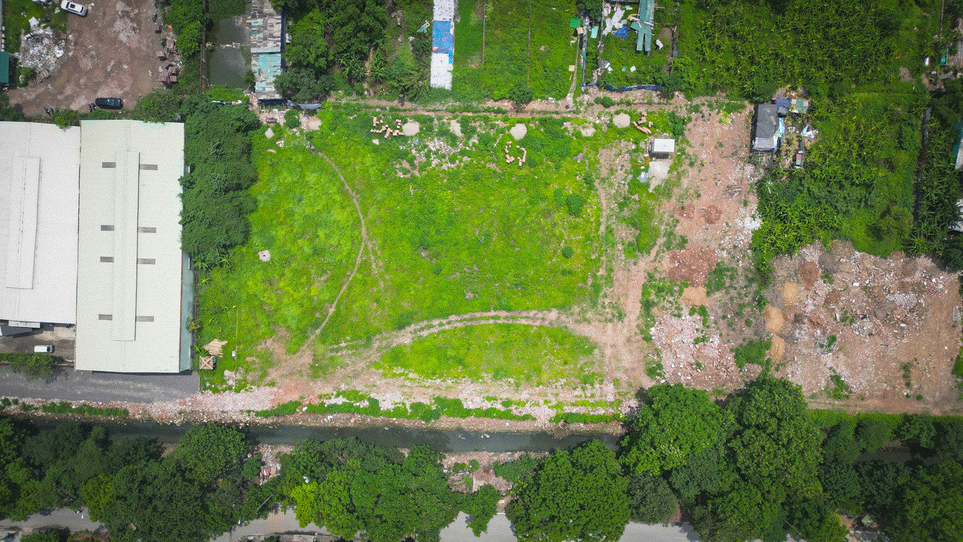 Tuy nhiên, dự án đến nay vẫn chưa thể triển khai do vẫn còn một số vướng mắc liên quan đến vấn đề thẩm định của một số sở ban ngành. Tuy nhiên, dự án đến nay vẫn chưa thể triển khai do vẫn còn một số vướng mắc liên quan đến vấn đề thẩm định của một số sở ban ngành.