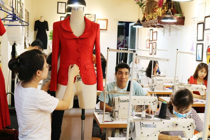 Nhiều ngành nghề mới được lựa chọn trong đợt đào tạo, bồi dưỡng cho giáo viên dạy nghề thủ đô Viêng Chăn - Ảnh minh hoạ.