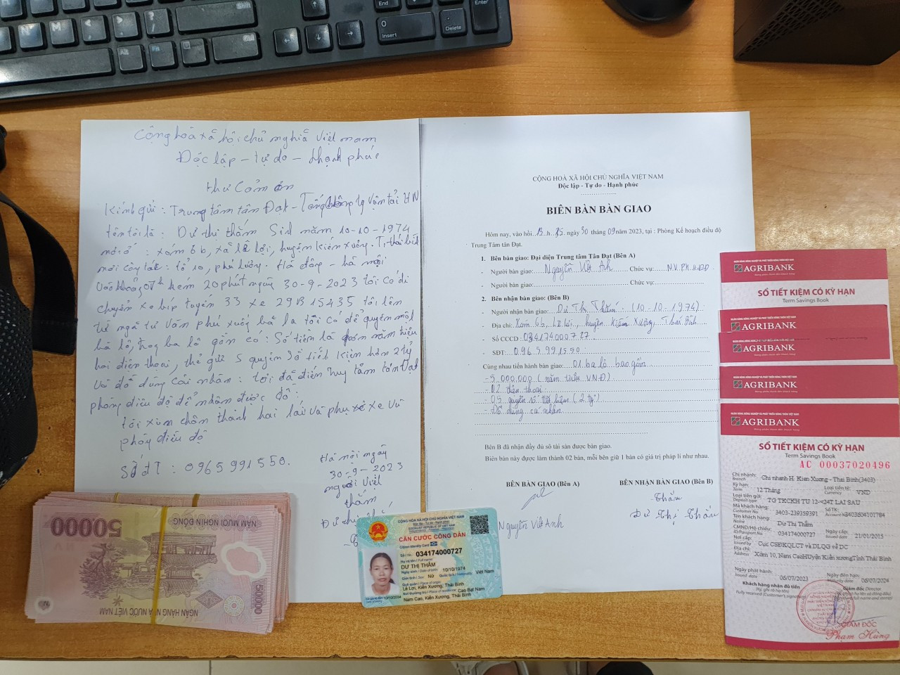 Nữ hành khách Dư Thị Thắm gửi lời cảm ơn sâu sắc tới nhân viên phục vụ và đơn vị xe buýt.