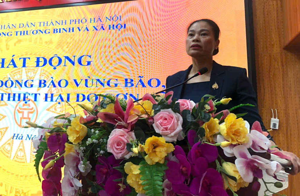 Giám đốc Sở LĐ-TB-XH Bạch Liên Hương kêu gọi quyên góp hỗ trợ đồng bào các tỉnh phía Bắc trong đợt mưa lũ lịch sử. Giám đốc Sở LĐ-TB-XH Bạch Liên Hương kêu gọi quyên góp hỗ trợ đồng bào các tỉnh phía Bắc trong đợt mưa lũ lịch sử.