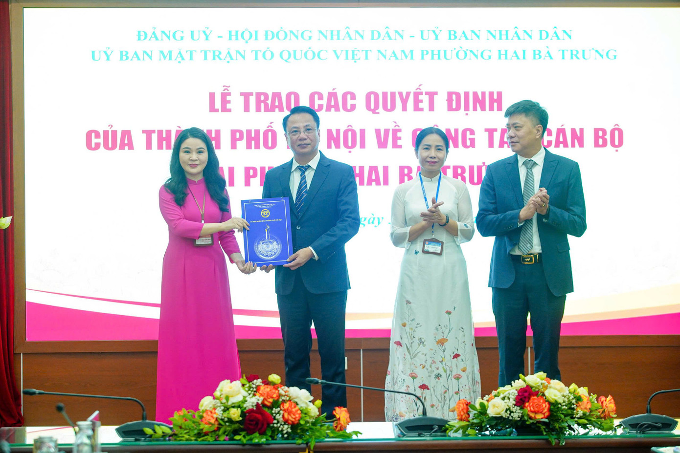 Phường Hai Bà Trưng có diện tích tự nhiên 2,65 km2; quy mô dân số 87.801 người. Trụ sở Đảng ủy, MTTQ, các tổ chức chính trị - xã hội phường Hai Bà Trưng đặt tại địa chỉ 100 Tô Hiến Thành.