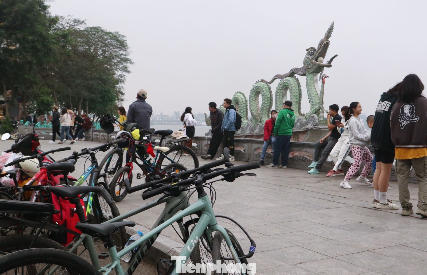 Mặc dù chưa bước vào mùa hè nhưng số lượng người dân sử dụng dịch vụ này càng tăng cao, chất lượng dịch vụ cũng ngày càng được chú trọng để phù hợp với mọi lứa tuổi, giới tính, khách hàng thỏa thích lựa chọn.