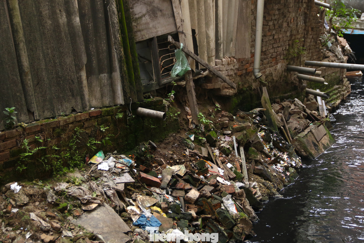 Đây là dự án cống hóa mương bằng hệ thống cống hộp 2 làn, có vỉa hè 2 bên cùng hệ thống cấp nước, chiếu sáng trên mặt cống. Chính quyền sở tại xác định dự án sẽ hoàn thành vào năm 2017.