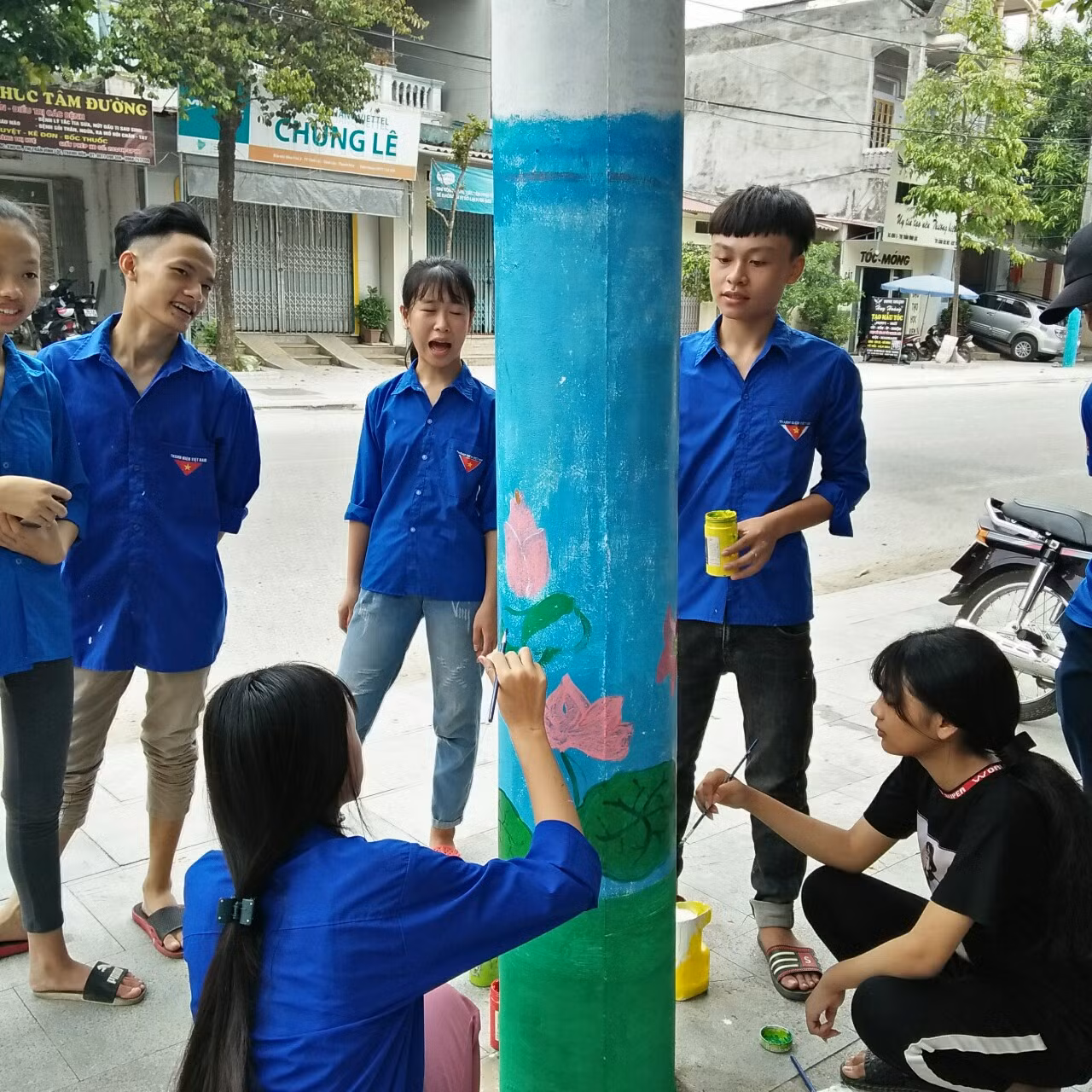 Hàng trăm cột điện ‘nở hoa’ ở xứ Thanh ảnh 1
