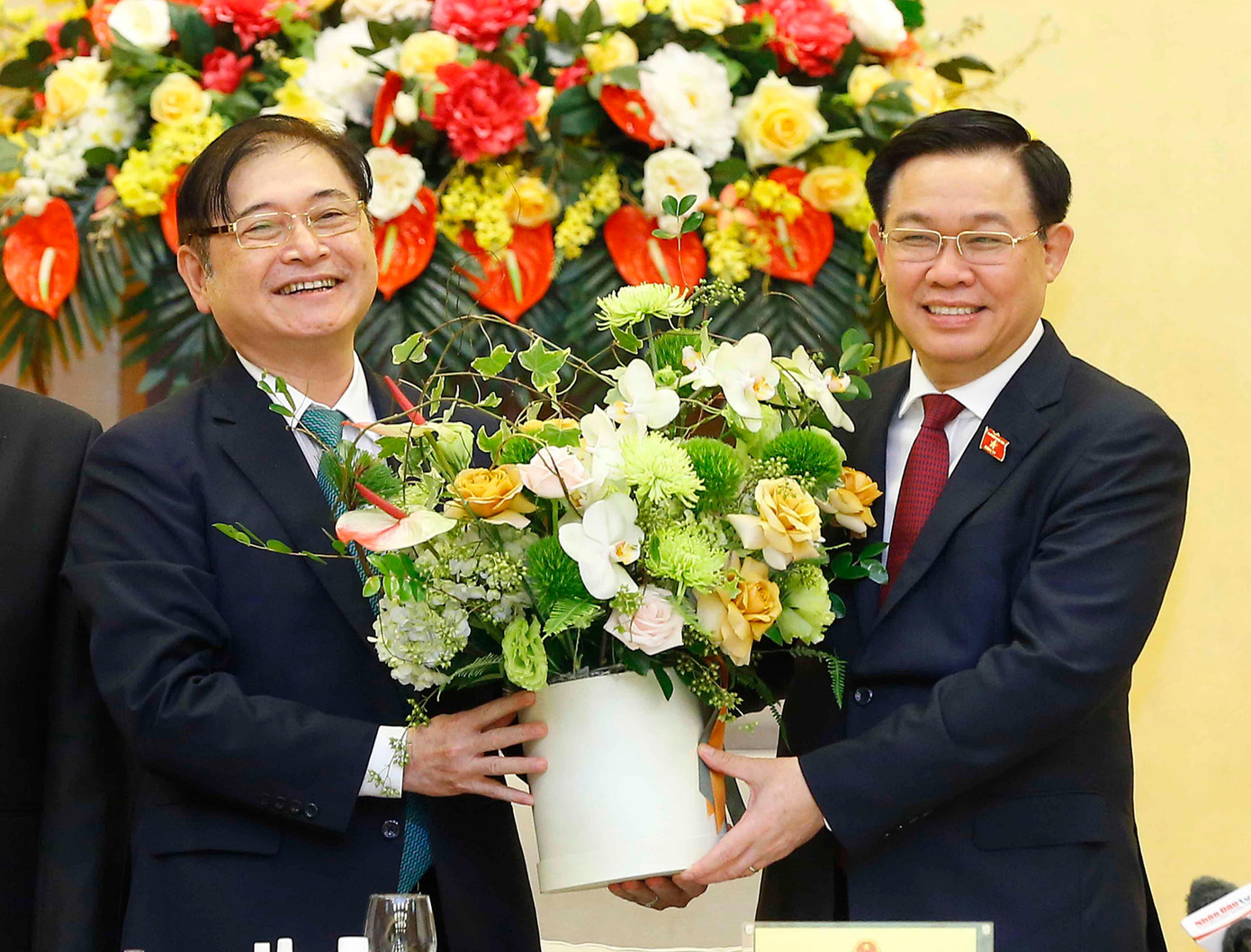 Chủ tịch Quốc hội và Chủ tịch Liên hiệp các hội Khoa học và Kỹ thuật Việt Nam Phan Xuân Dũng