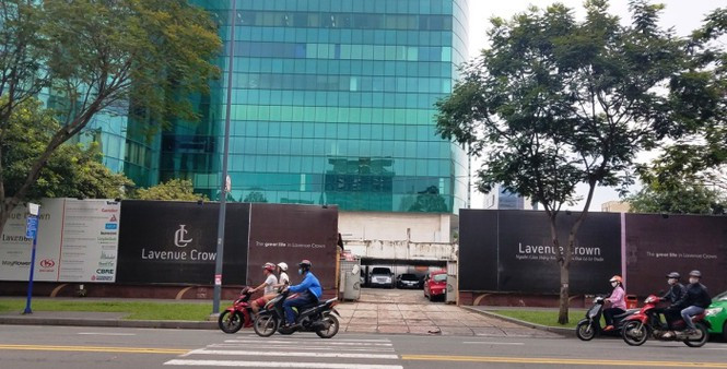 Người phụ nữ bí ẩn khiến cựu quan chức ở TPHCM 'ngã ngựa' ảnh 1