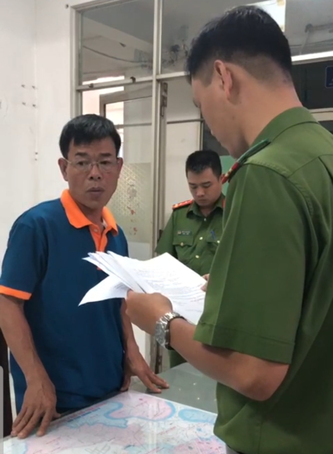 Chưa xác định được chỗ ở của Phó Chánh án xâm phạm chỗ ở người khác ảnh 1