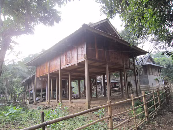 Một góc bản Phai