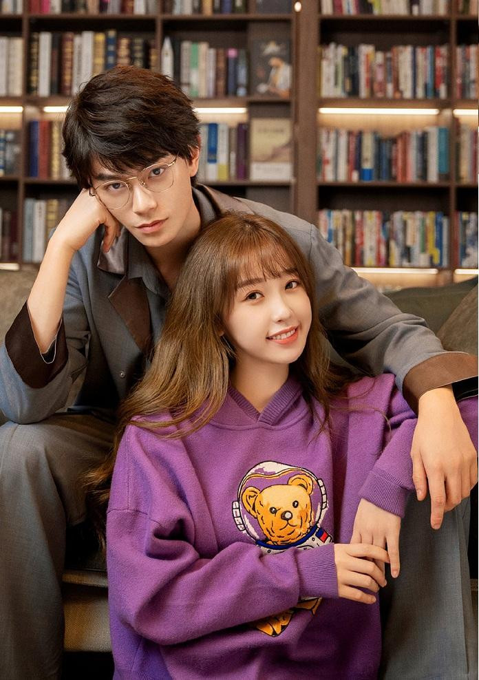 Tương tác giữa Đinh Vũ Hề và Ngu Thư Hân cũng rất tự nhiên, ngọt ngào.