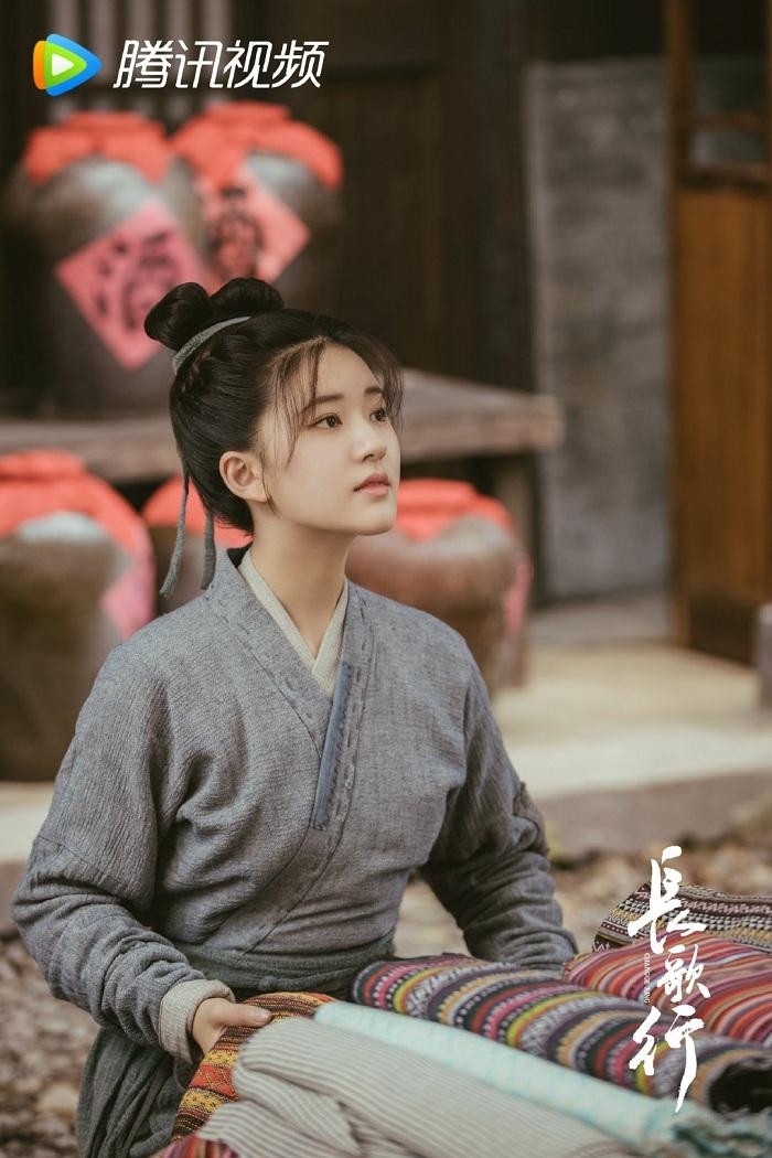 Triệu Lộ Tư đã cho thấy sự tiến bộ trong diễn xuất. Triệu Lộ Tư đã cho thấy sự tiến bộ trong diễn xuất.