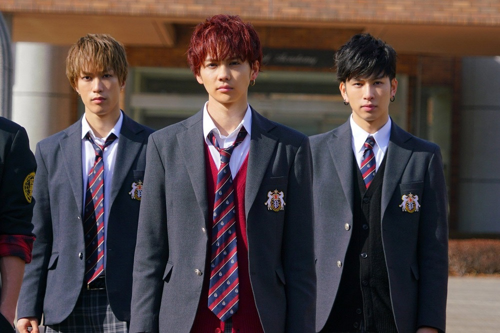 Hokuto (giữa) trong Prince of Legend. Hokuto (giữa) trong Prince of Legend.