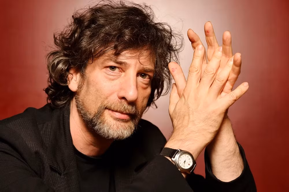 Tác giả Neil Gaiman.