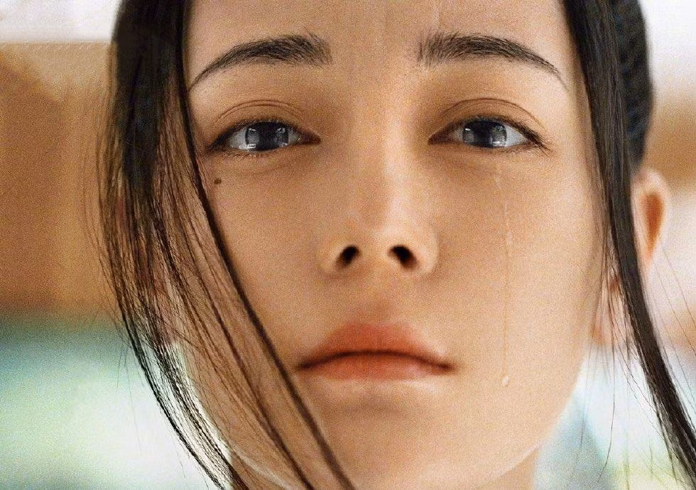 Địch Lệ Nhiệt Ba vai Lý Trường Ca. Địch Lệ Nhiệt Ba vai Lý Trường Ca.