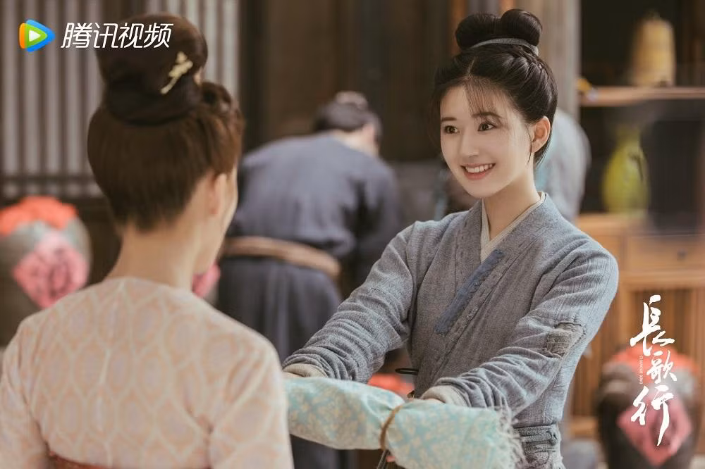 Triệu Lộ Tư được khen diễn xuất tự nhiên với vai Lý Lạc Yên. Triệu Lộ Tư được khen diễn xuất tự nhiên với vai Lý Lạc Yên.