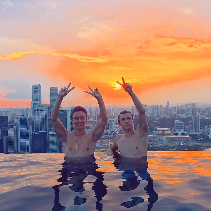 Đồng hành cùng nhau trên mọi nẻo đường.