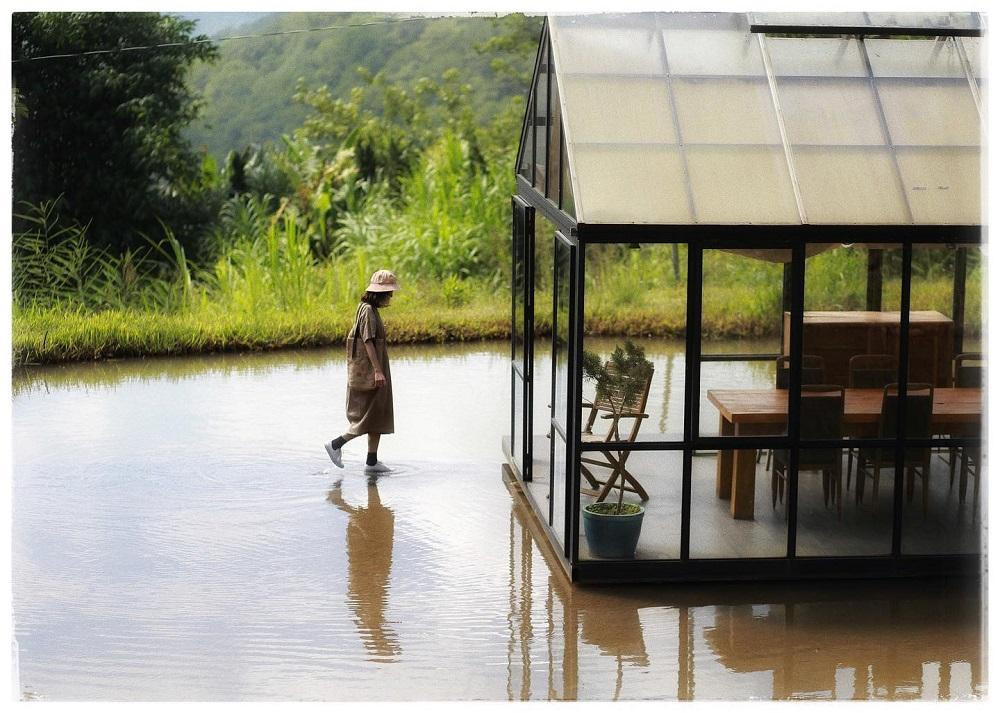 Ảnh: Đợi Một Người.