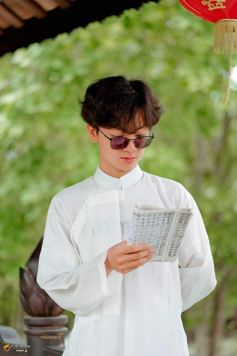 Bạn Đức Phú tin rằng dù phải rời xa ngôi nhà thứ hai thì những kỷ niệm sẽ vẫn luôn đầy ắp trong tim. (Ảnh: Kỷ yếu Sài Gòn)