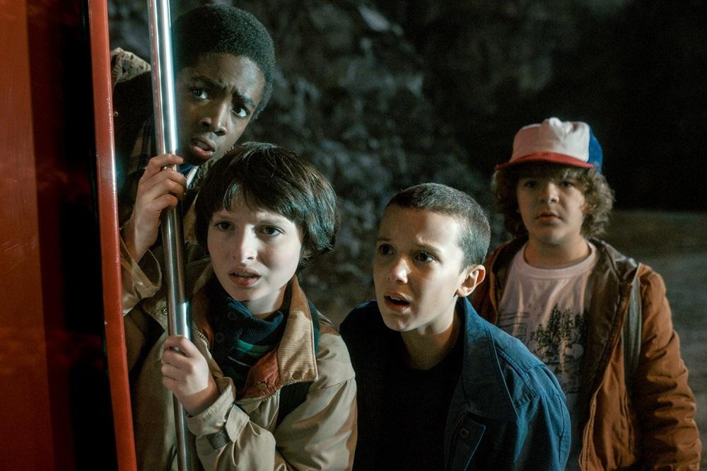 Stranger Things mùa đầu tiên. Stranger Things mùa đầu tiên.