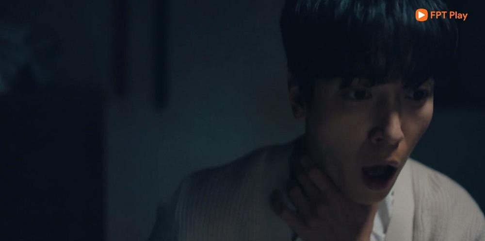 Anh cũng thường gặp phải những cơn ác mộng tồi tệ. Anh cũng thường gặp phải những cơn ác mộng tồi tệ.