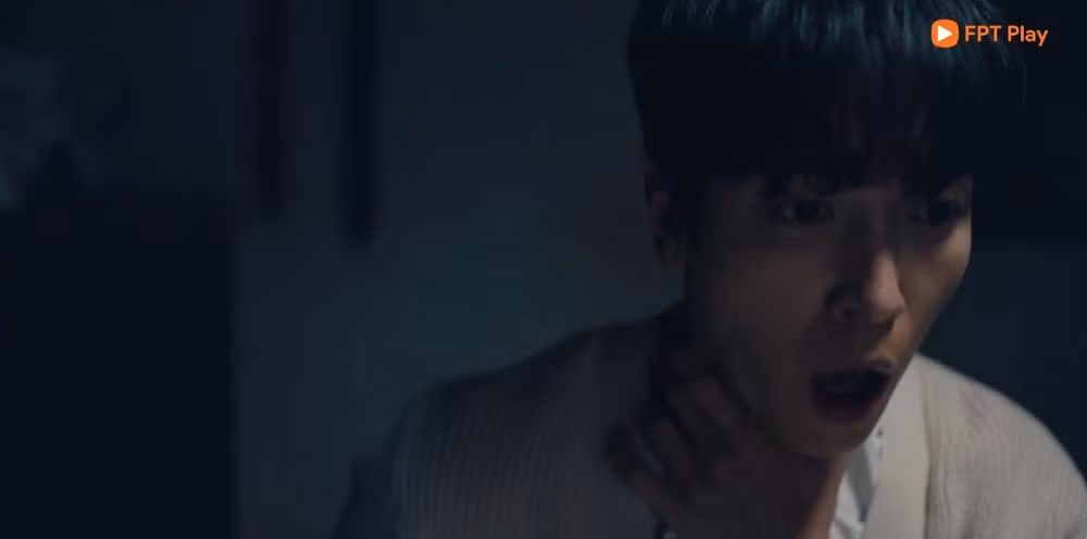 Anh cũng thường gặp phải những cơn ác mộng tồi tệ.
