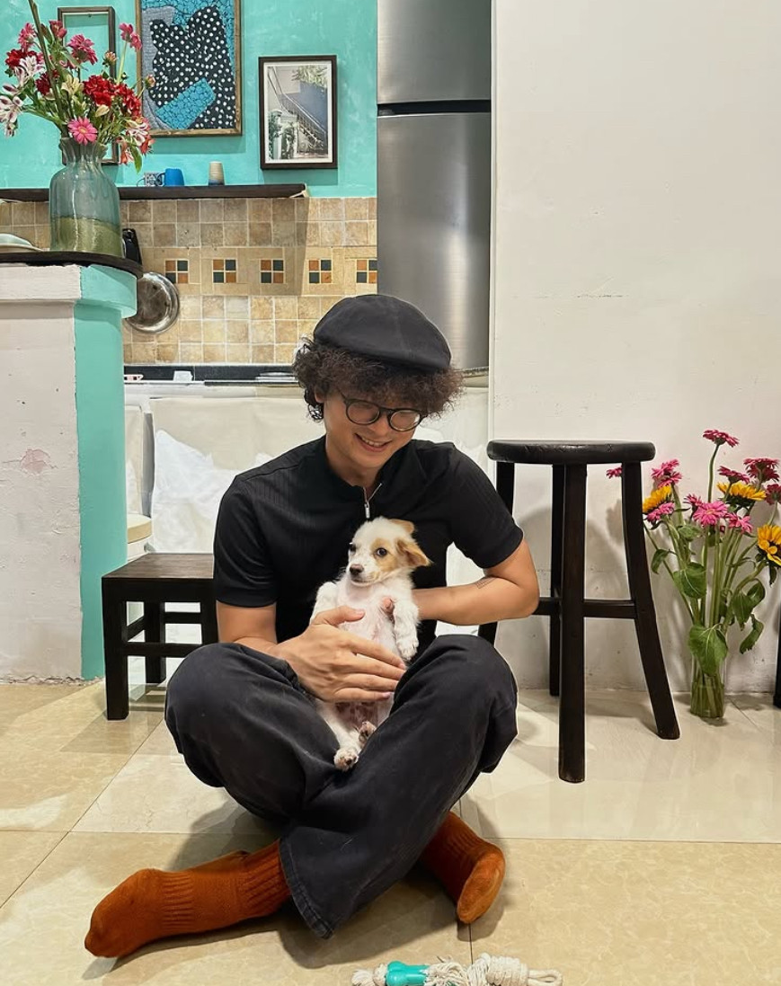 Nghệ sĩ Indie Tùng ở Giêng.