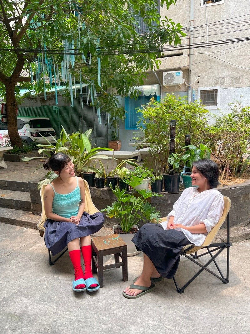 Hai cô chủ nhỏ của Giêng.