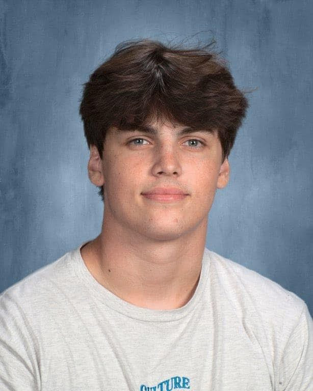 Nạn nhân Austin Metcalf.