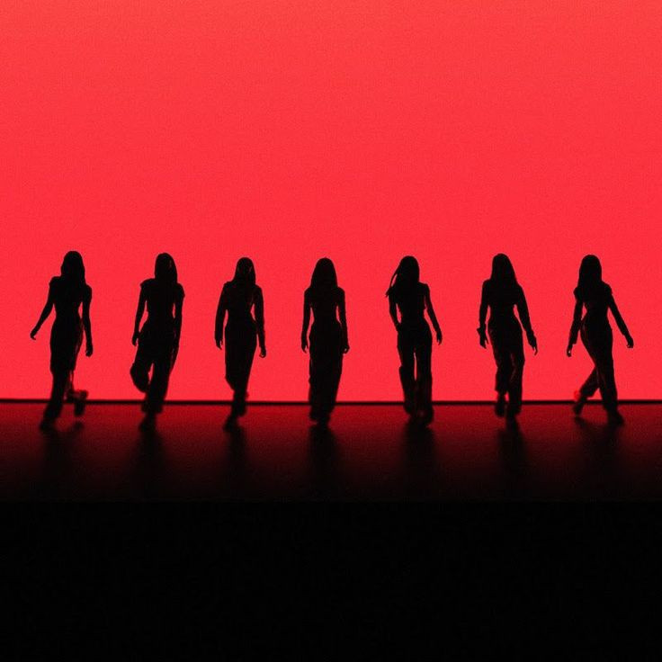 BABYMONSTER gồm có 7 thành viên.