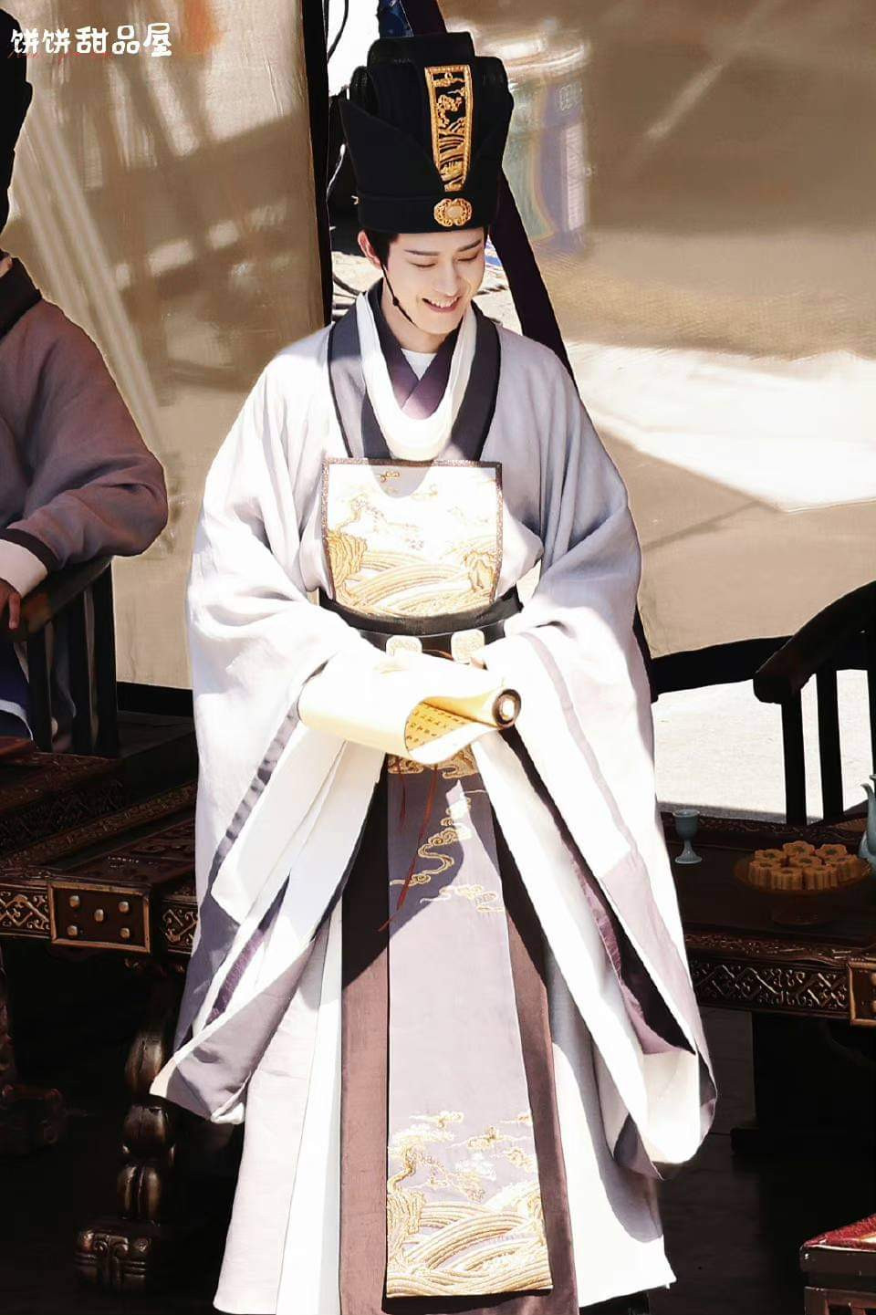 Một tạo hình khác của Điền Gia Thụy trong Vân Tú Hành. Một tạo hình khác của Điền Gia Thụy trong Vân Tú Hành.