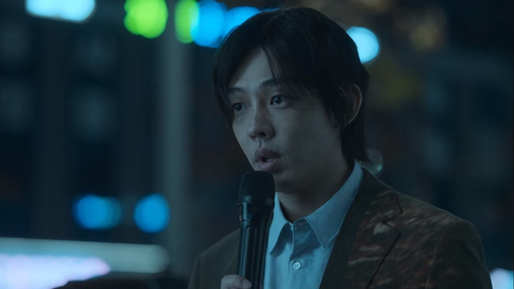 Chủ tịch Hội Chân lý mới Jung Jin Soo ở mùa 1 do Yoo Ah In đảm nhận. Chủ tịch Hội Chân lý mới Jung Jin Soo ở mùa 1 do Yoo Ah In đảm nhận.