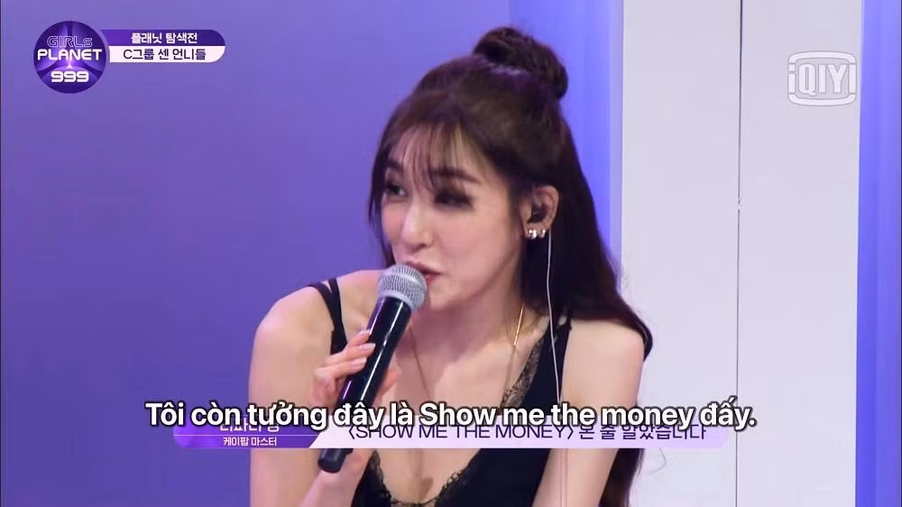 Tiffany còn tưởng đâu mình đang là mentor cho "Show Me The Money". Tiffany còn tưởng đâu mình đang là mentor cho "Show Me The Money".