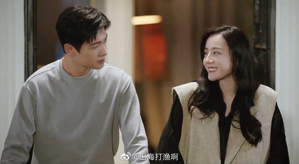 Sau 10 năm, Kiều Tinh Tình gặp lại Vu Đồ. Sau 10 năm, Kiều Tinh Tình gặp lại Vu Đồ.