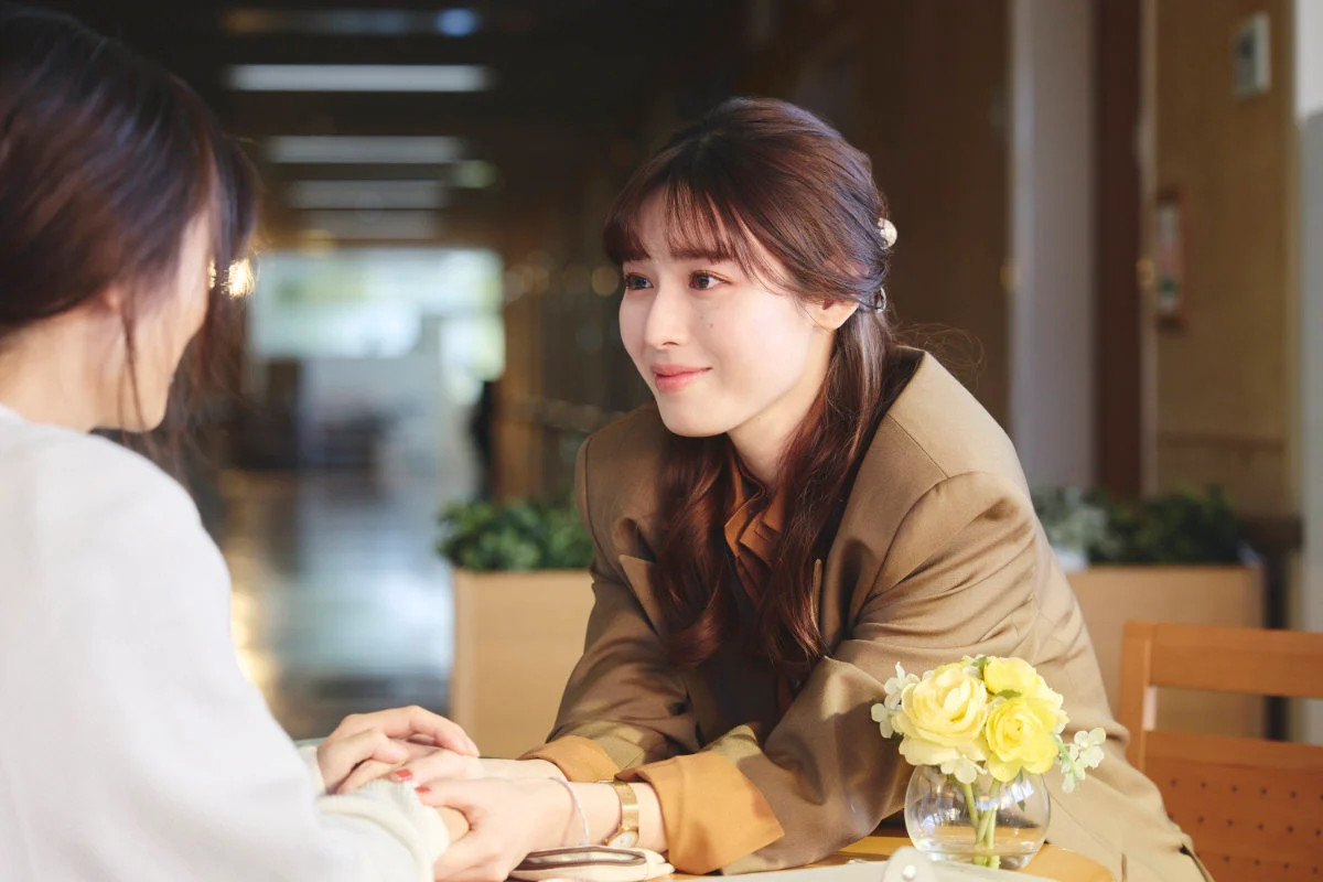 Shiraishi Sei đóng vai "tiểu tam" đội lốt bạn thân của nữ chính.