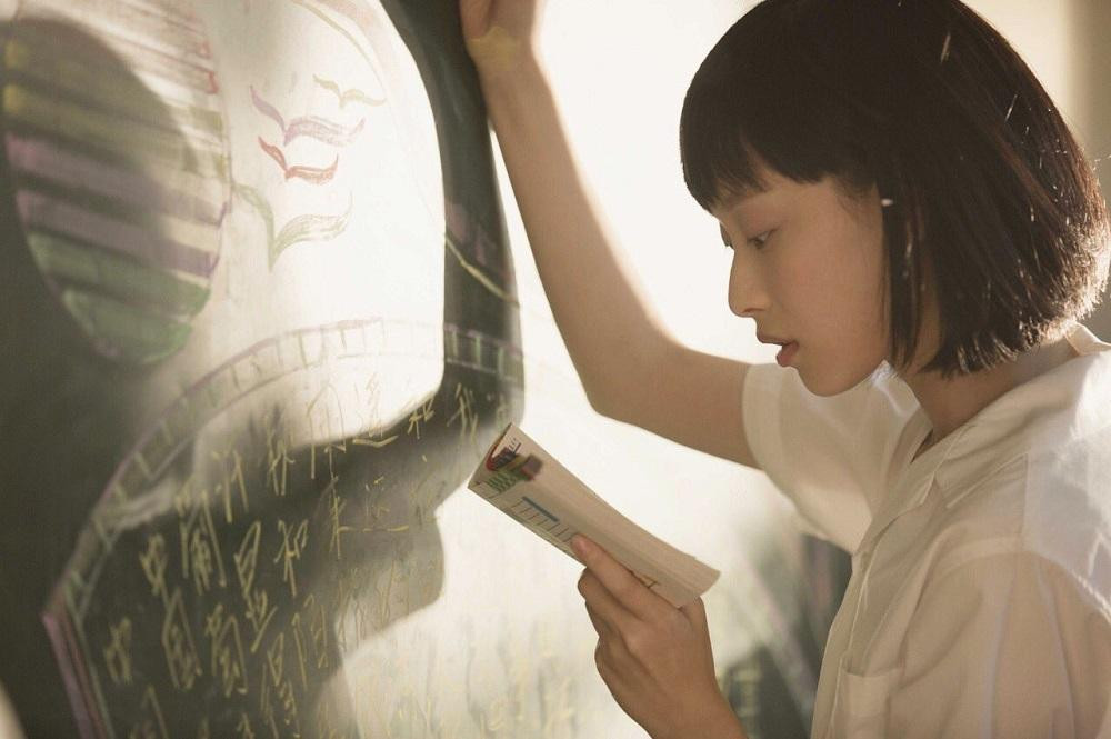 Tôi nghe đám bạn kể về cậu, rằng cậu có người yêu rồi. (Minh họa: Phim "Năm Tháng Vội Vã") Tôi nghe đám bạn kể về cậu, rằng cậu có người yêu rồi. (Minh họa: Phim "Năm Tháng Vội Vã")