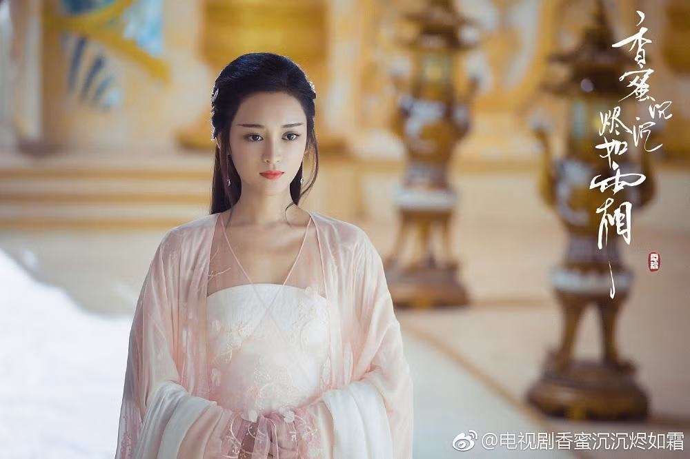 Tuệ Hòa trông yểu điệu thục nữ nhưng bên trong rất độc ác.
