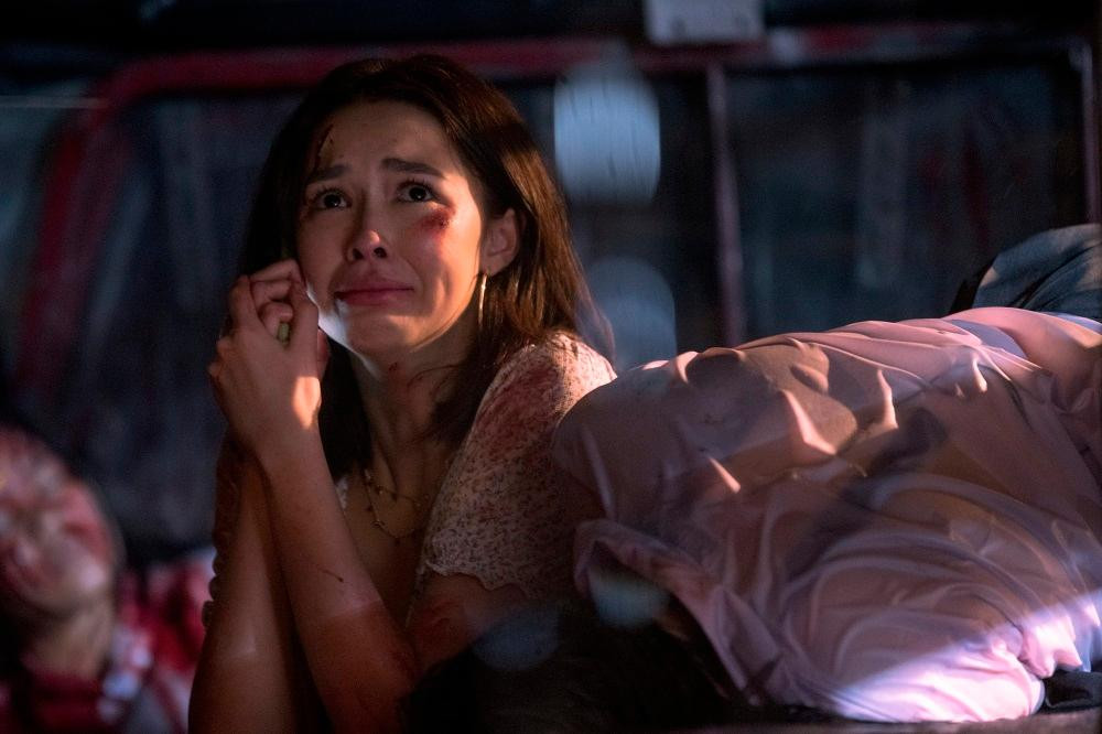 Bạo lực và máu me hơn là những gì có thể tóm gọn ở phần 2. Bạo lực và máu me hơn là những gì có thể tóm gọn ở phần 2.