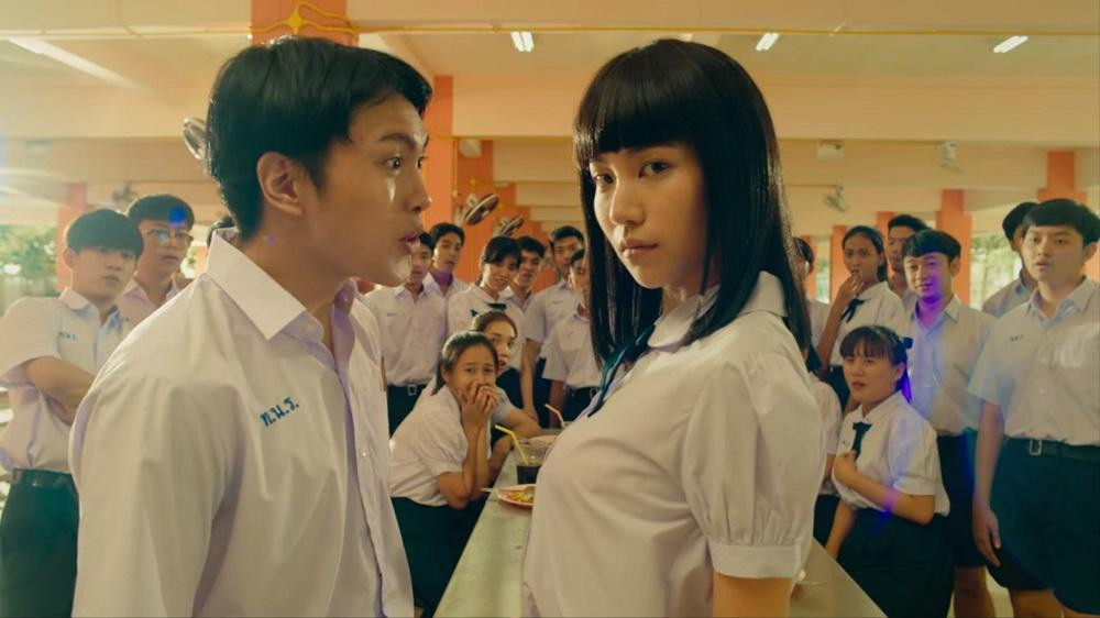 Phần 2 được đẩy cao tình tiết kịch tính. Phần 2 được đẩy cao tình tiết kịch tính.