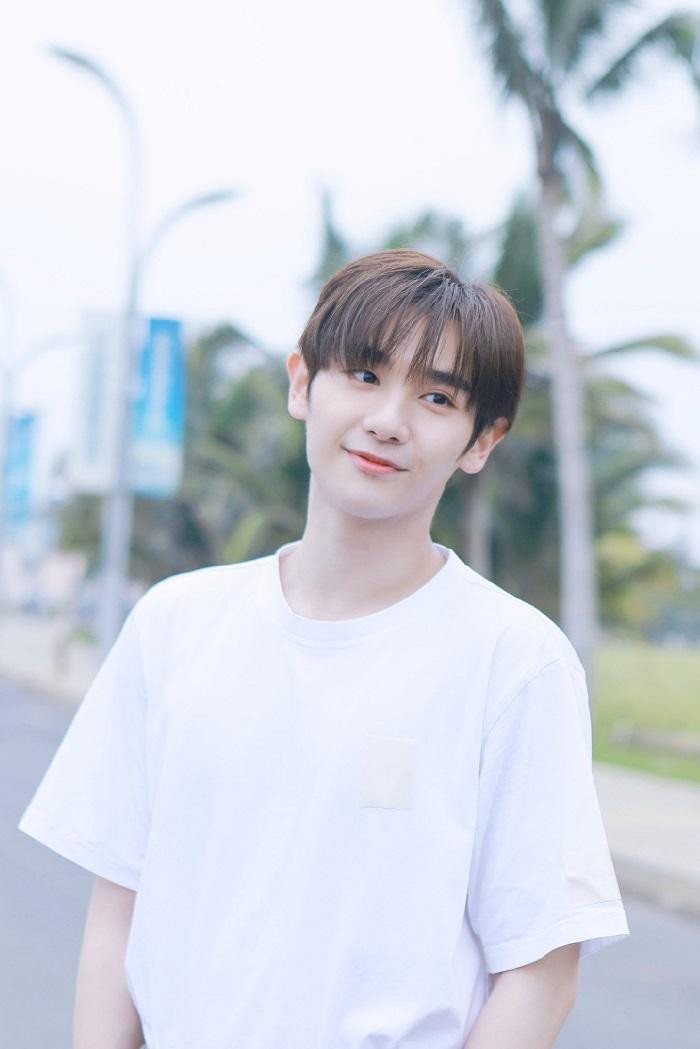 Nine kể rằng đang phấn đấu để mẹ đỡ vất vả hơn. Nine kể rằng đang phấn đấu để mẹ đỡ vất vả hơn.