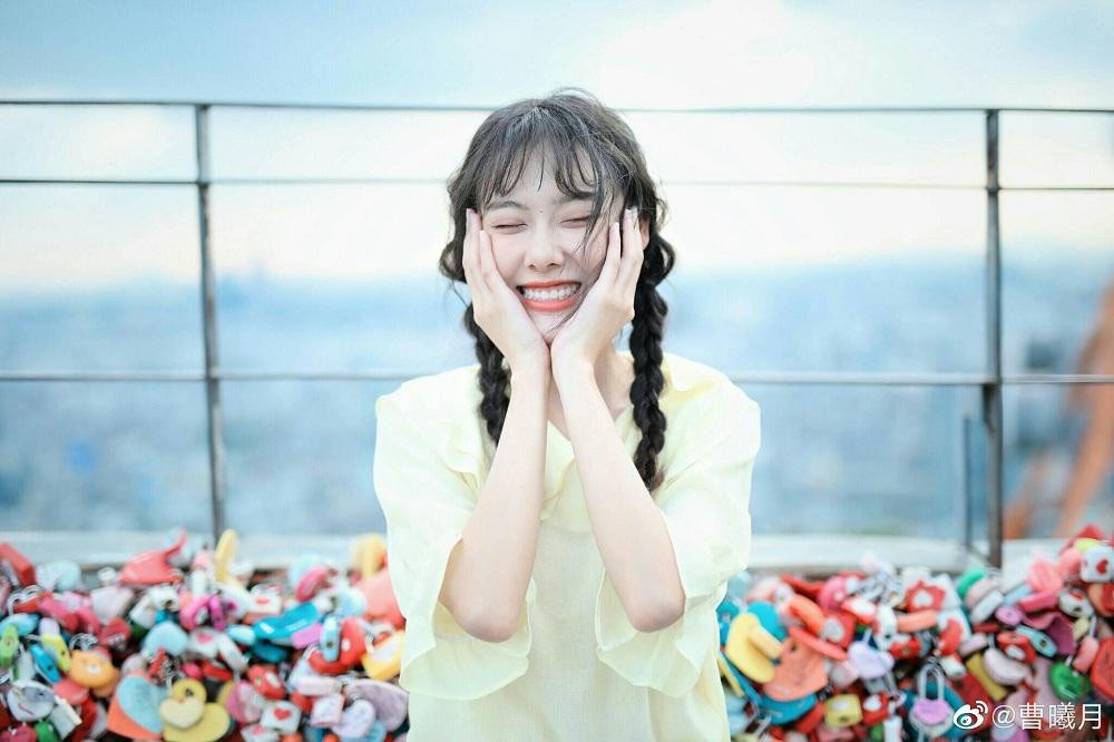 Sự nghiệp của Tào Hi Nguyệt sẽ càng thêm khởi sắc sau "Trường Ca Hành". Sự nghiệp của Tào Hi Nguyệt sẽ càng thêm khởi sắc sau "Trường Ca Hành".