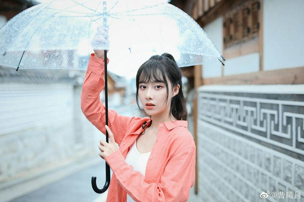 Tào Hi Nguyệt được biết đến nhiều qua "Sở Kiều Truyện", vai phản diện. Tào Hi Nguyệt được biết đến nhiều qua "Sở Kiều Truyện", vai phản diện.